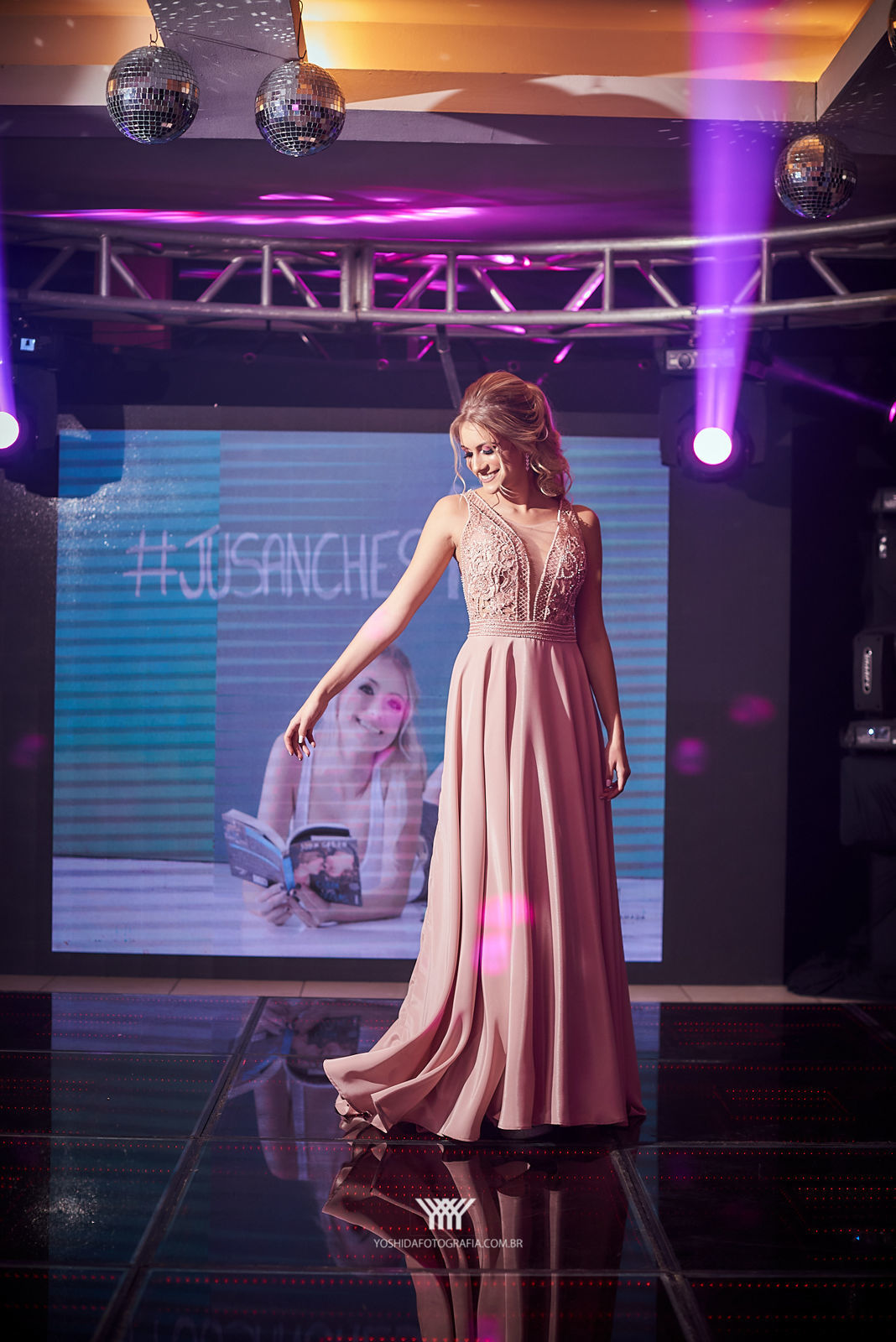 Foto Julia Sanches 15 anos  - Imagem 57