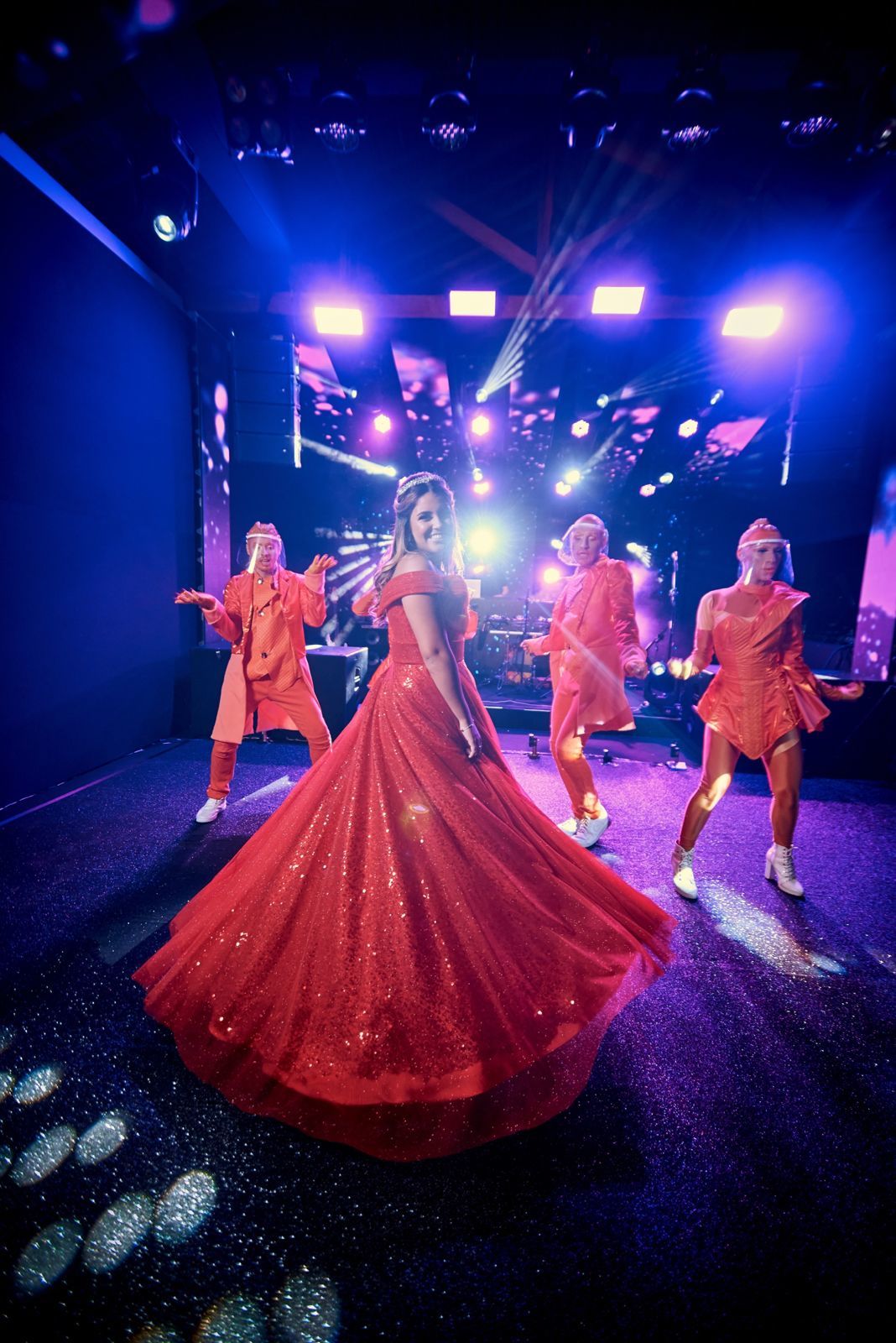 Foto Maria Isabella - Sixteen Foto Maria Isabella - Sixteen - Imagem 44