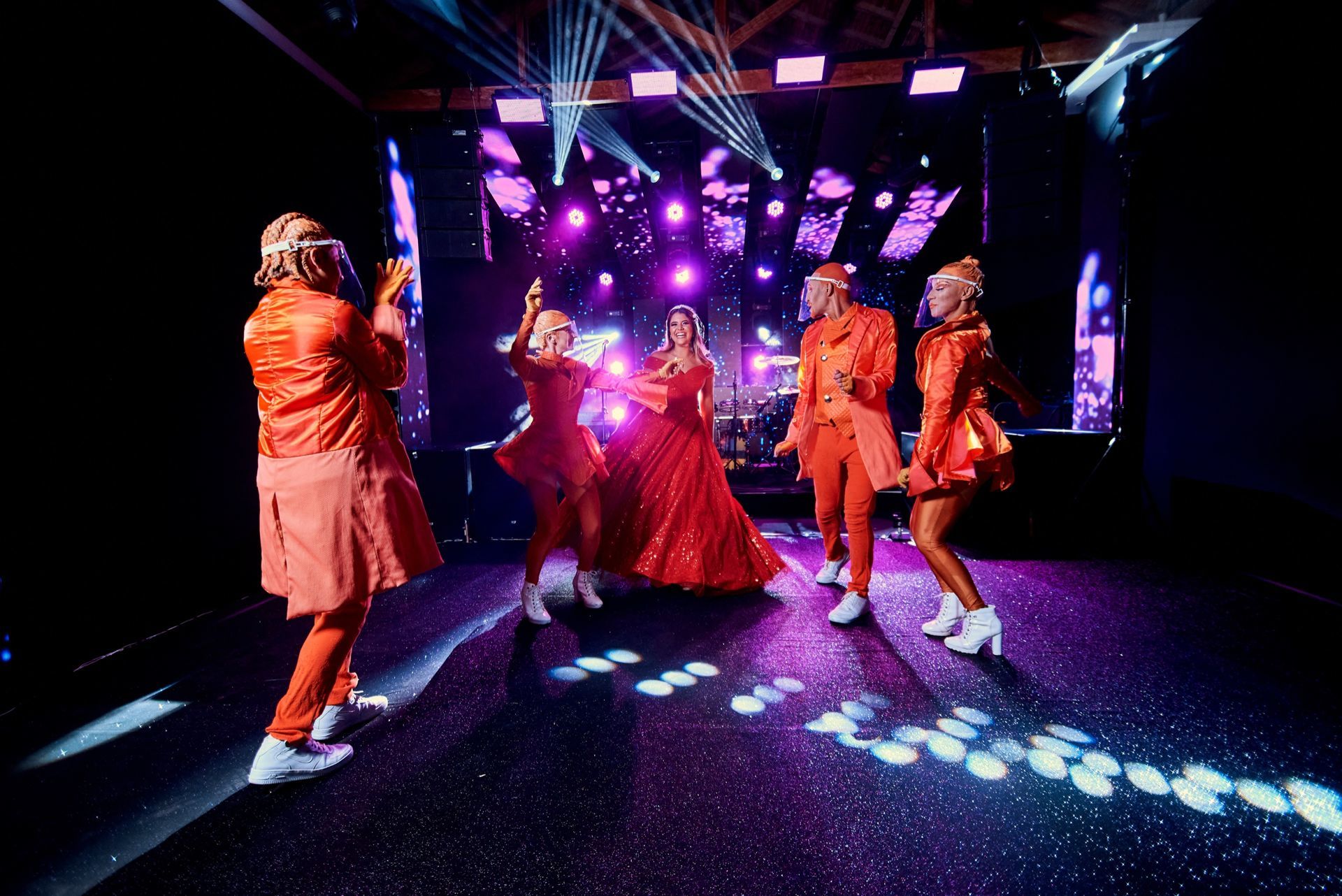 Foto Maria Isabella - Sixteen Foto Maria Isabella - Sixteen - Imagem 45