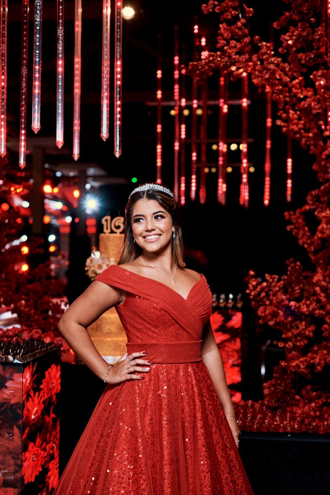 Foto Maria Isabella - Sixteen Foto Maria Isabella - Sixteen - Imagem 44