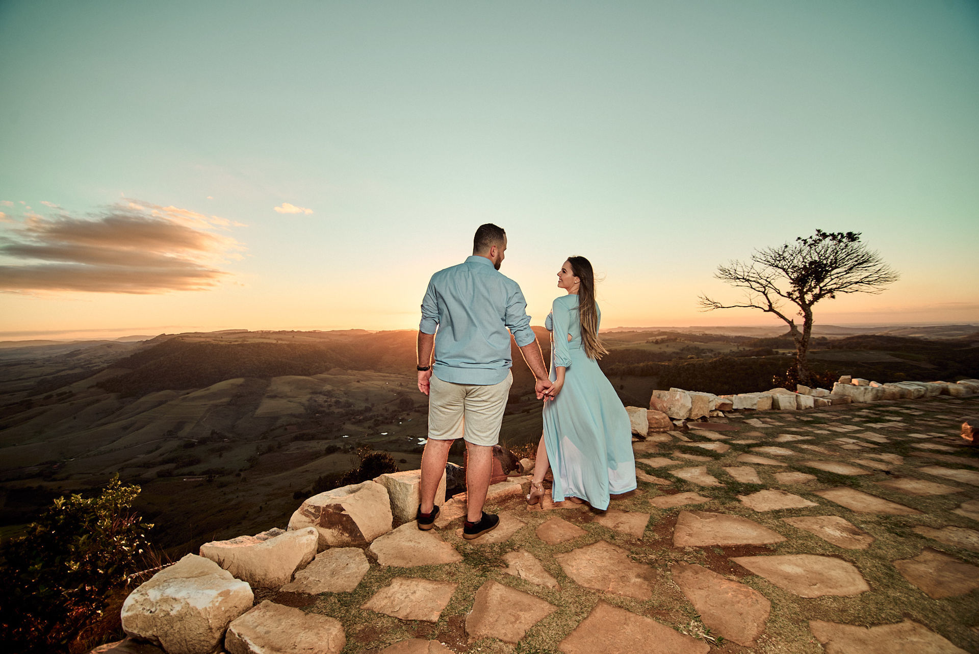 Foto Ensaio no Morro do Gavião - Gabriela & Breno - - Imagem 9