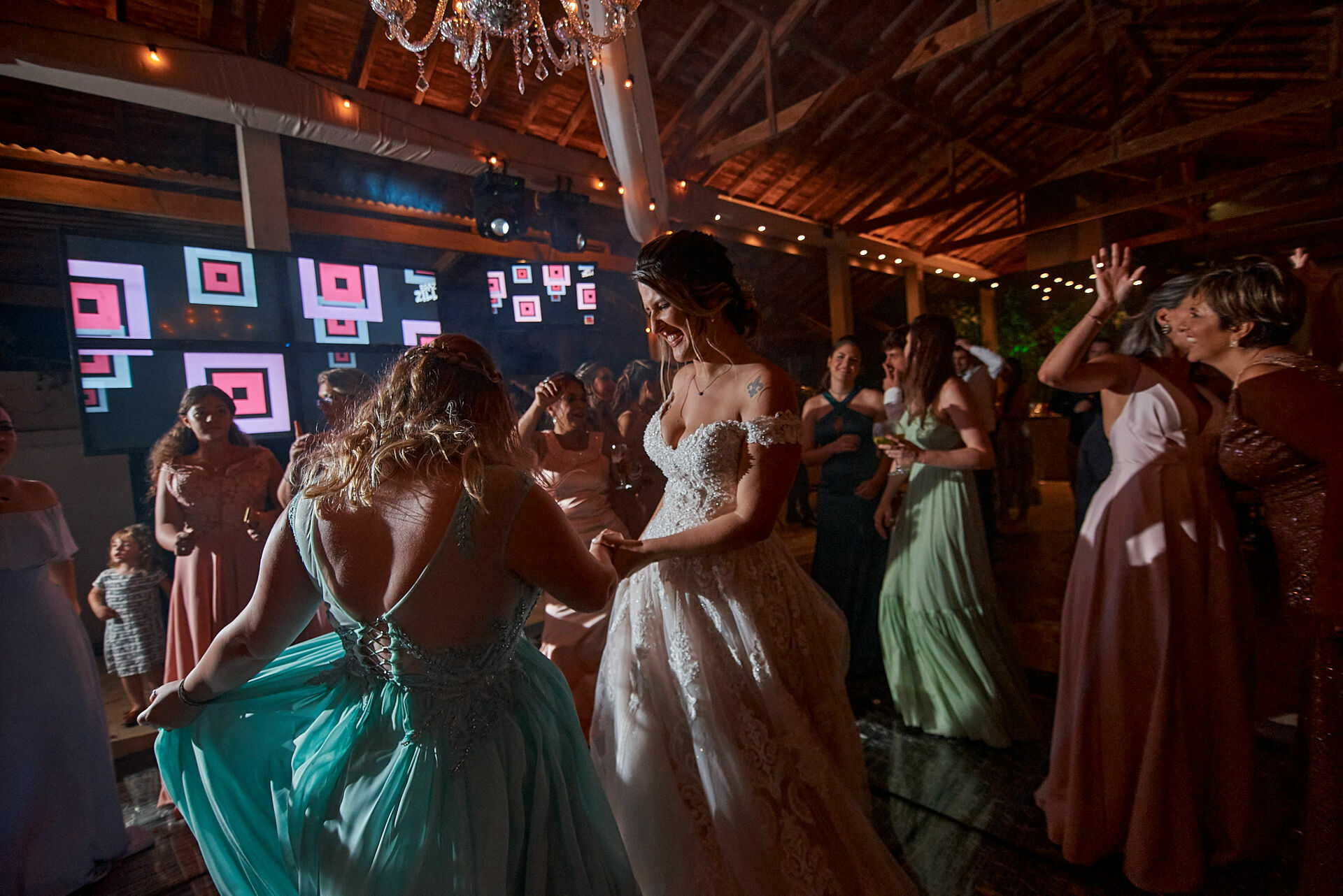 Foto Casamento Lais e Diogo - Covadonga Bauru - Imagem 76