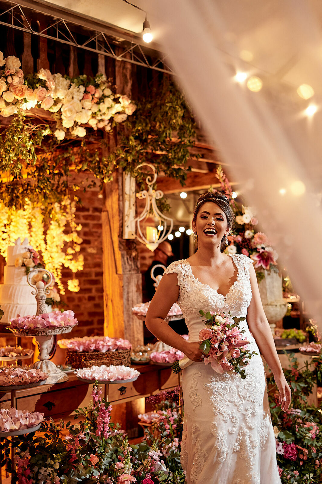 Foto Casamento perfeito em Lençóis Paulista- Tamires e Fernando - Imagem 100