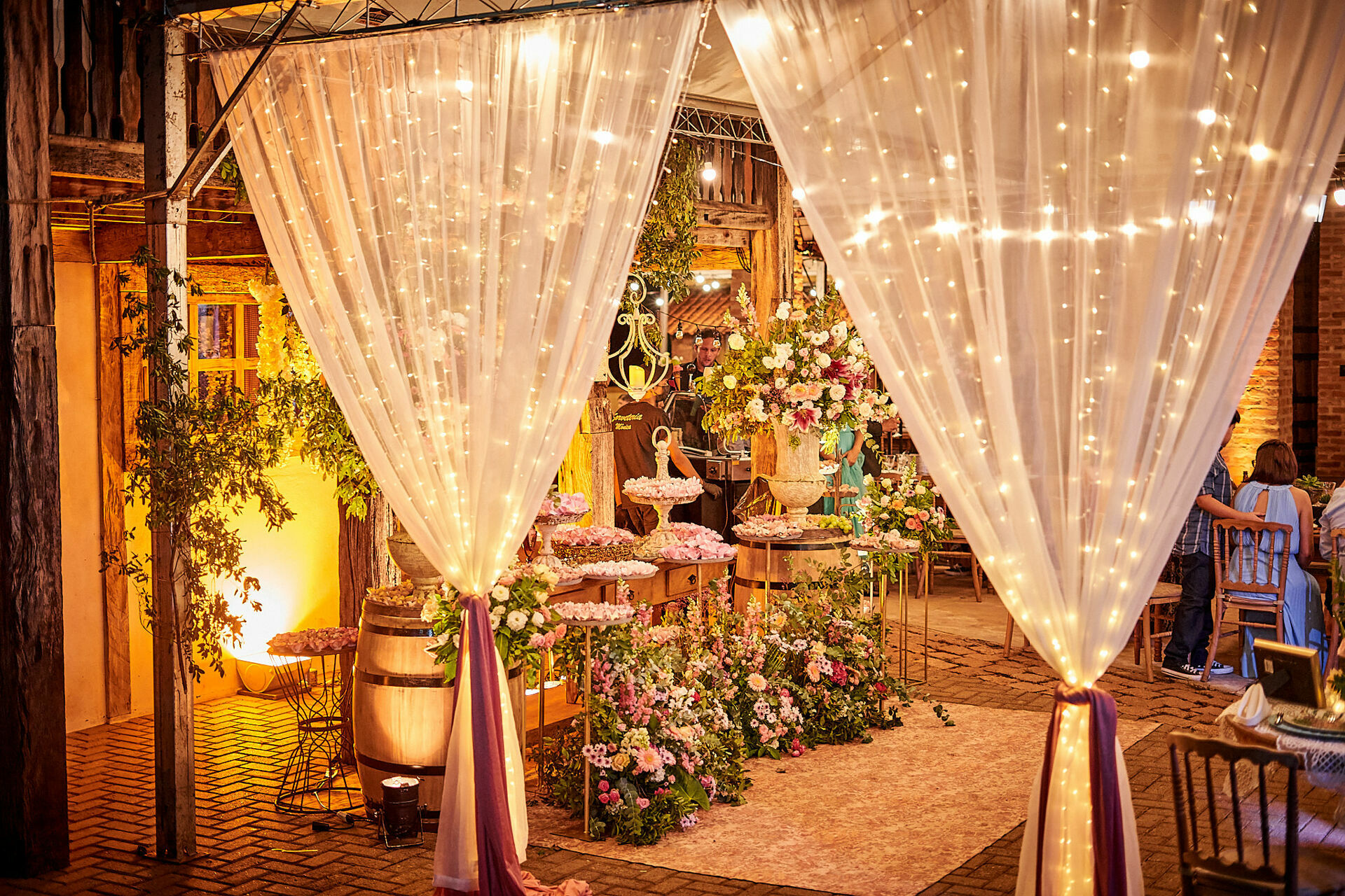 Foto Casamento perfeito em Lençóis Paulista- Tamires e Fernando - Imagem 77
