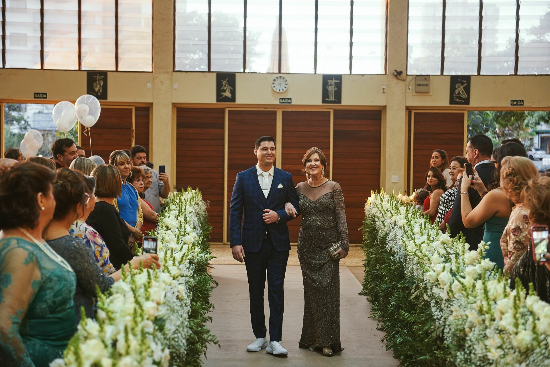 Foto Casamento espetacular Mariana e Marcos no Santuário NS de Fatima e Zion, Bauru - SP - Imagem 11