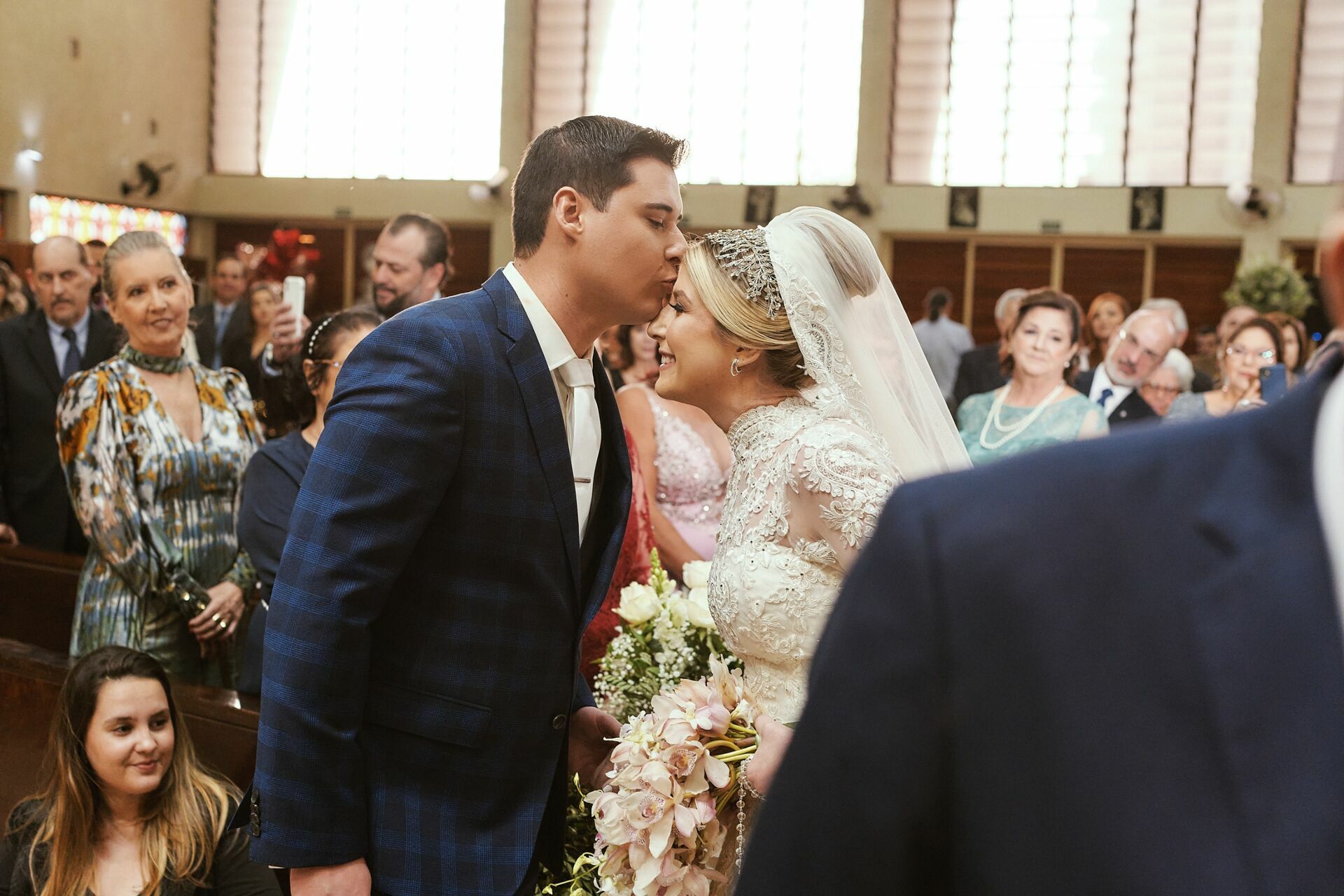 Foto Casamento espetacular Mariana e Marcos no Santuário NS de Fatima e Zion, Bauru - SP - Imagem 18