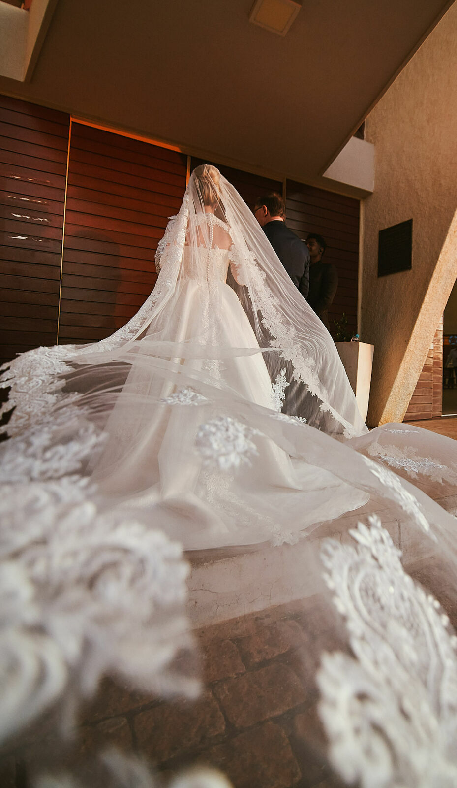 Foto Casamento espetacular Mariana e Marcos no Santuário NS de Fatima e Zion, Bauru - SP - Imagem 14