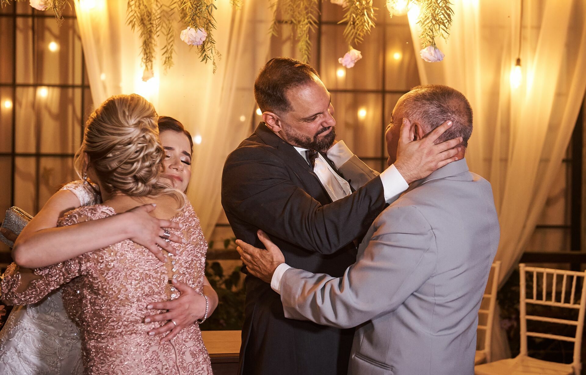 Foto Vanessa & Igor - Casamento lindo no Covadonga Bauru-SP - Imagem 99