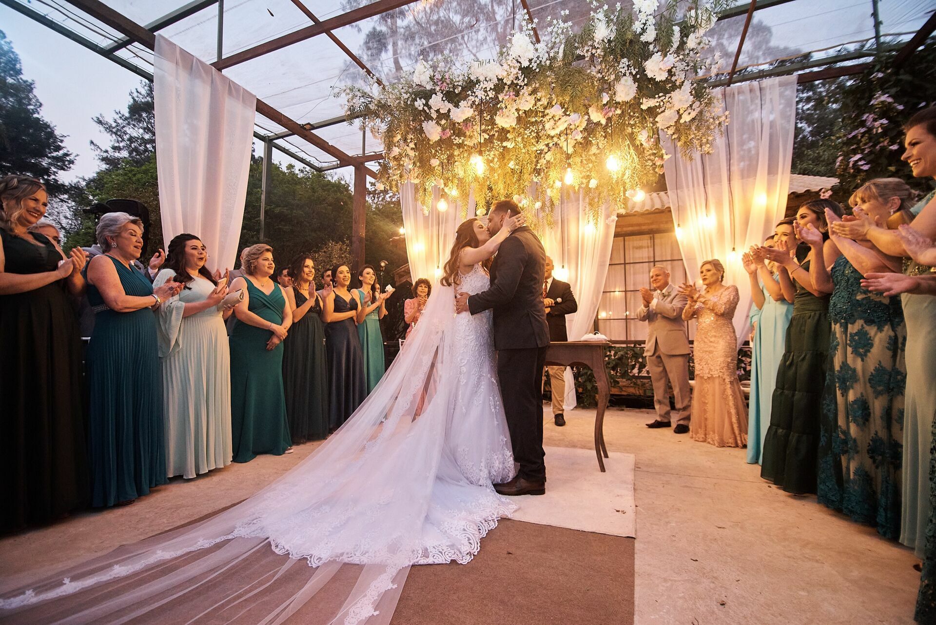 Foto Vanessa & Igor - Casamento lindo no Covadonga Bauru-SP - Imagem 92