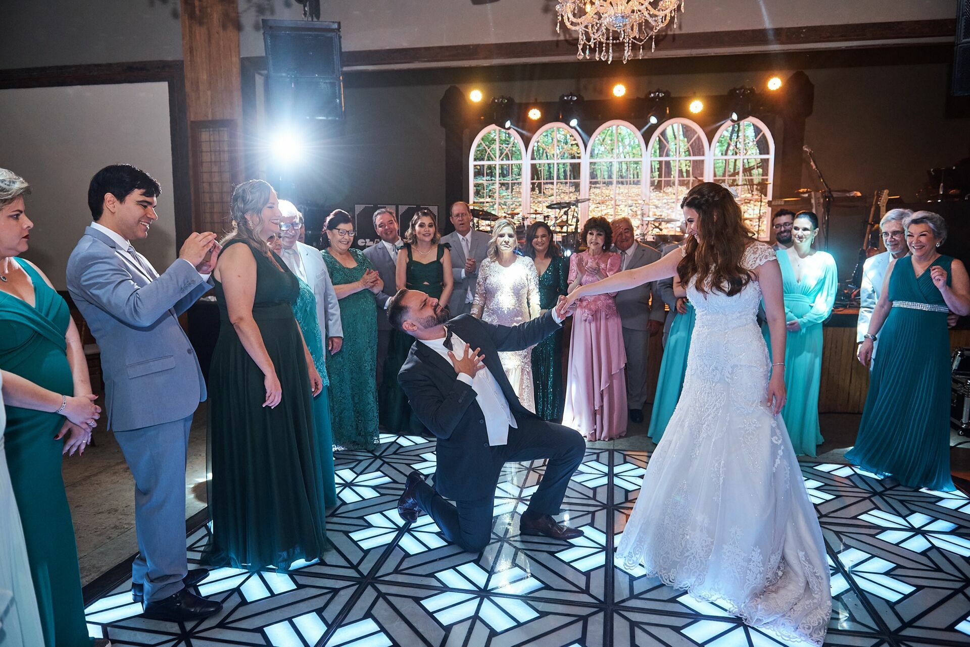 Foto Vanessa & Igor - Casamento lindo no Covadonga Bauru-SP - Imagem 136