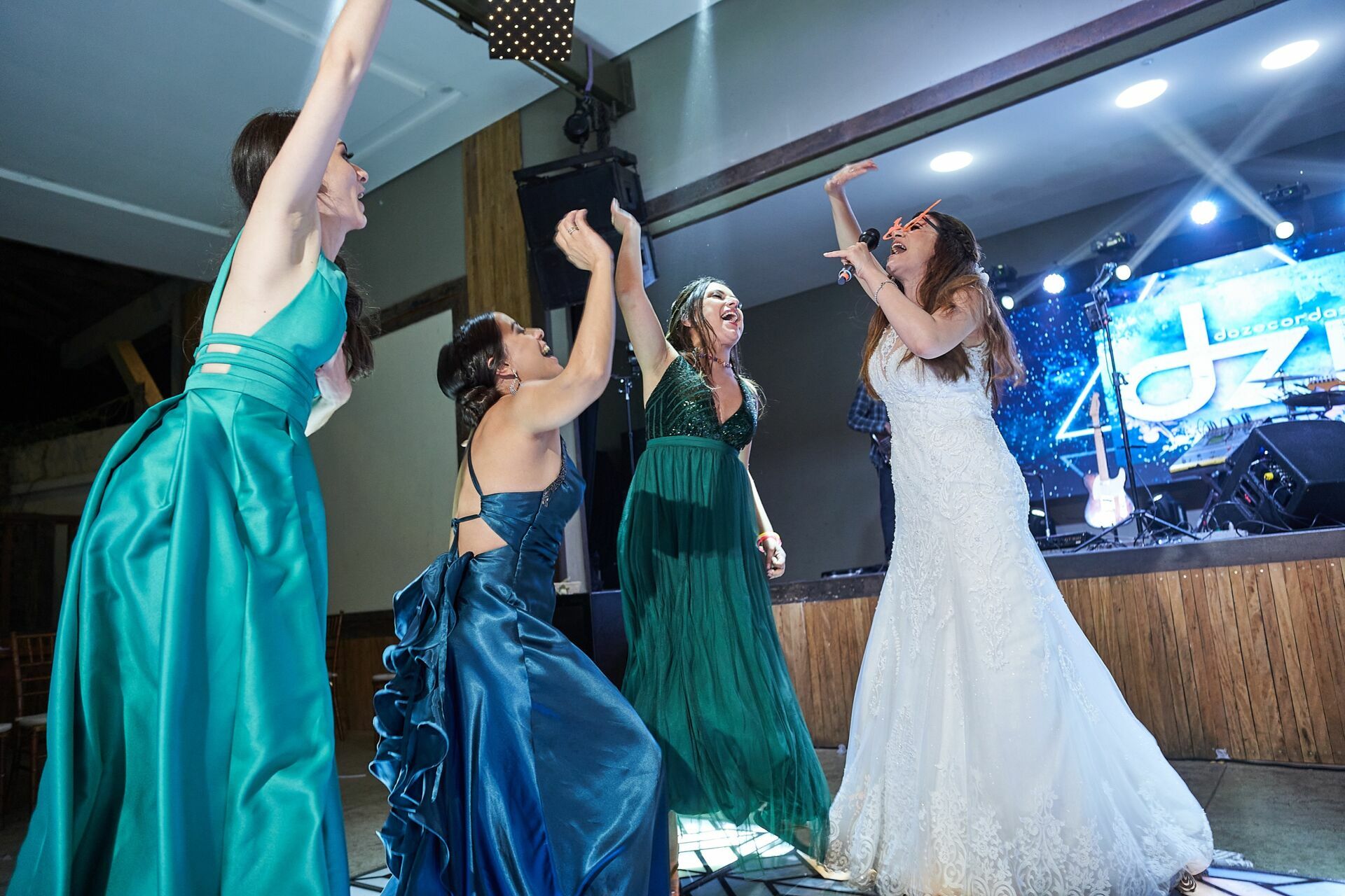 Foto Vanessa & Igor - Casamento lindo no Covadonga Bauru-SP - Imagem 197