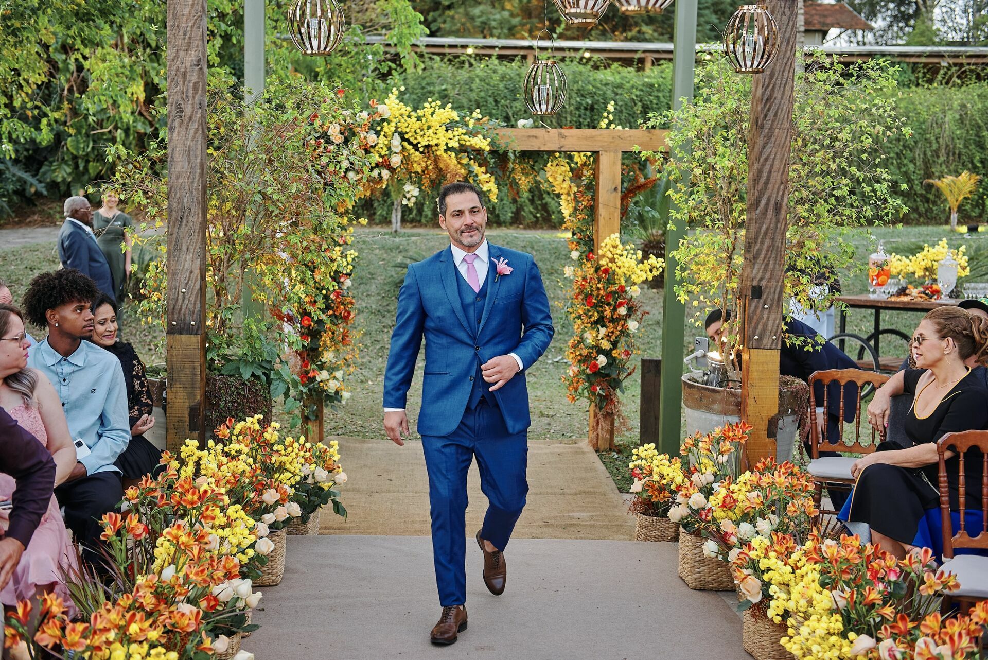 Foto Nagila e Hugo - Lindo casamento no campo - Imagem 38