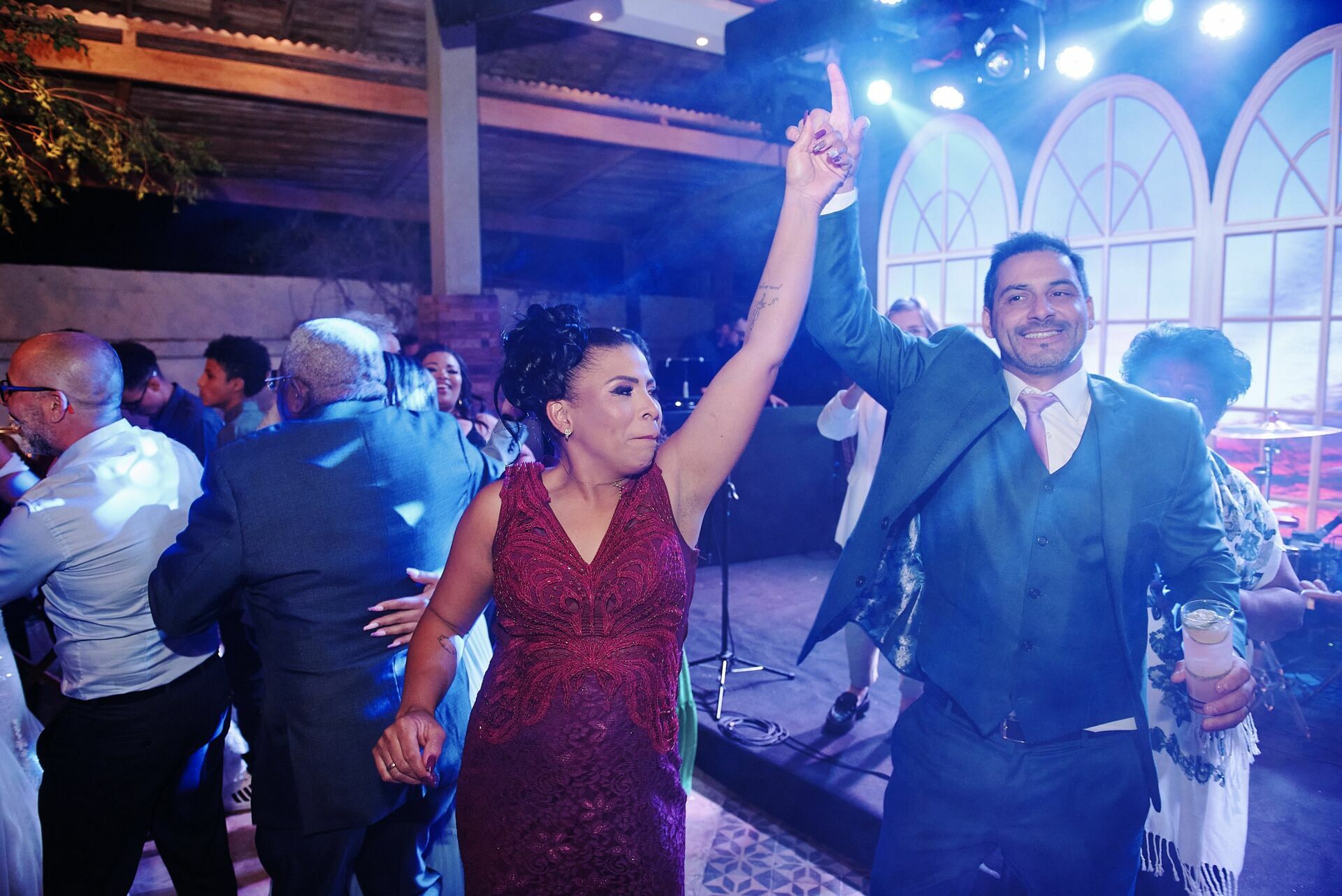 Foto Nagila e Hugo - Lindo casamento no campo - Imagem 146