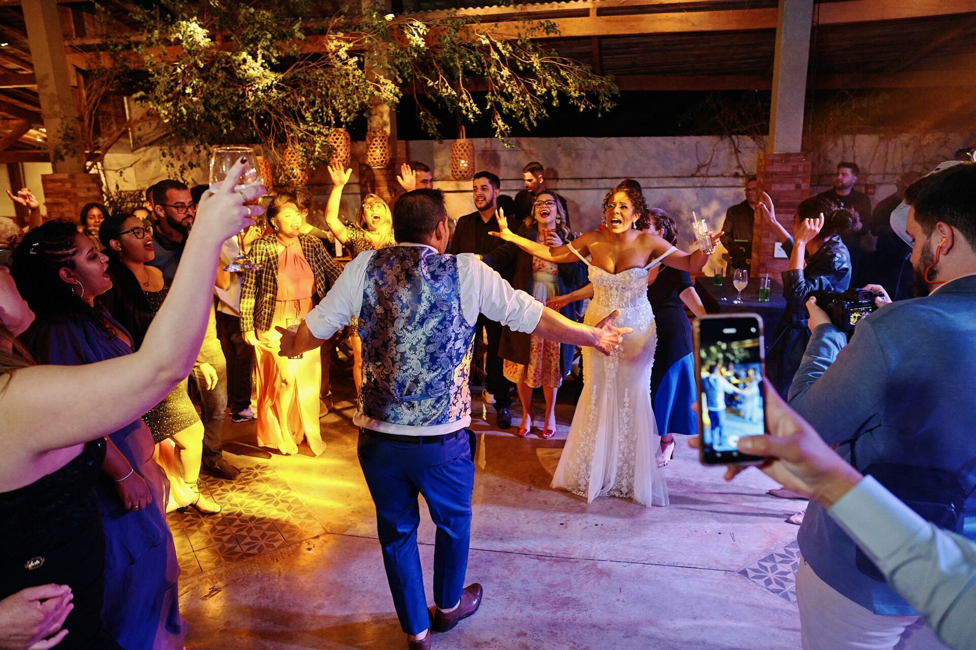 Foto Nagila e Hugo - Lindo casamento no campo - Imagem 168