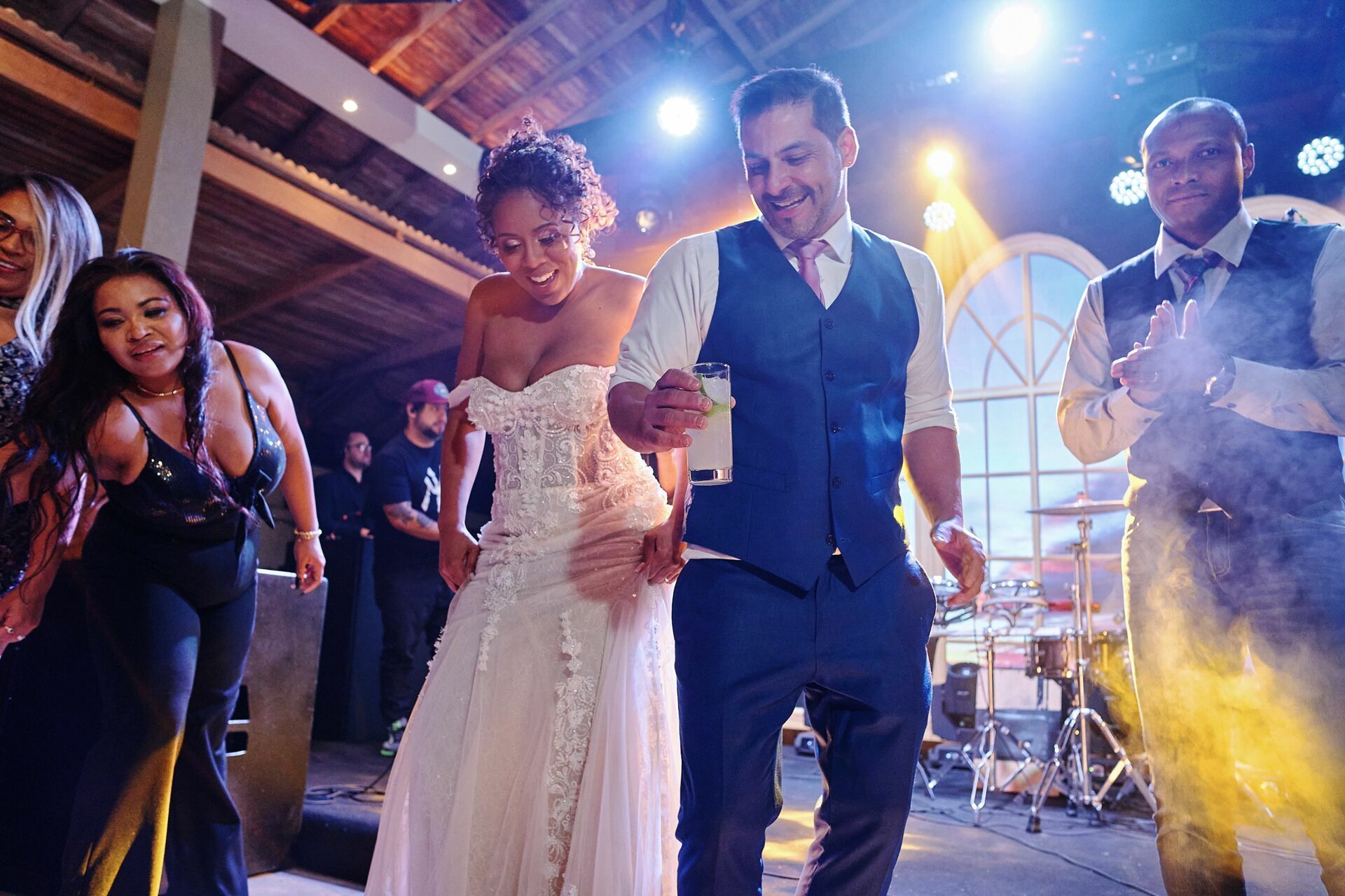 Foto Nagila e Hugo - Lindo casamento no campo - Imagem 163