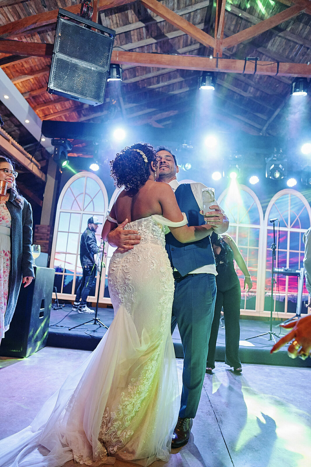 Foto Nagila e Hugo - Lindo casamento no campo - Imagem 155