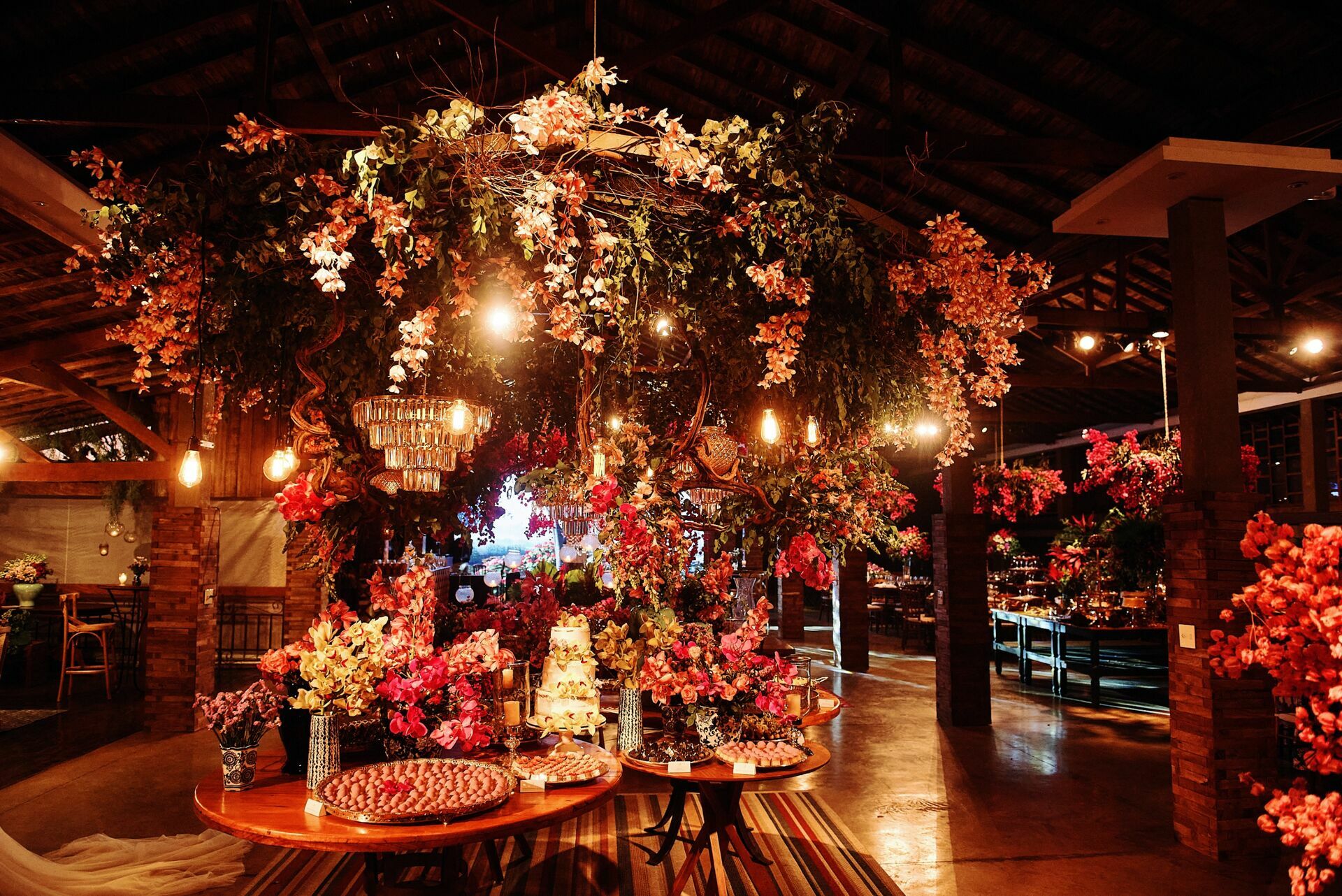 Foto Nagila e Hugo - Lindo casamento no campo - Imagem 99