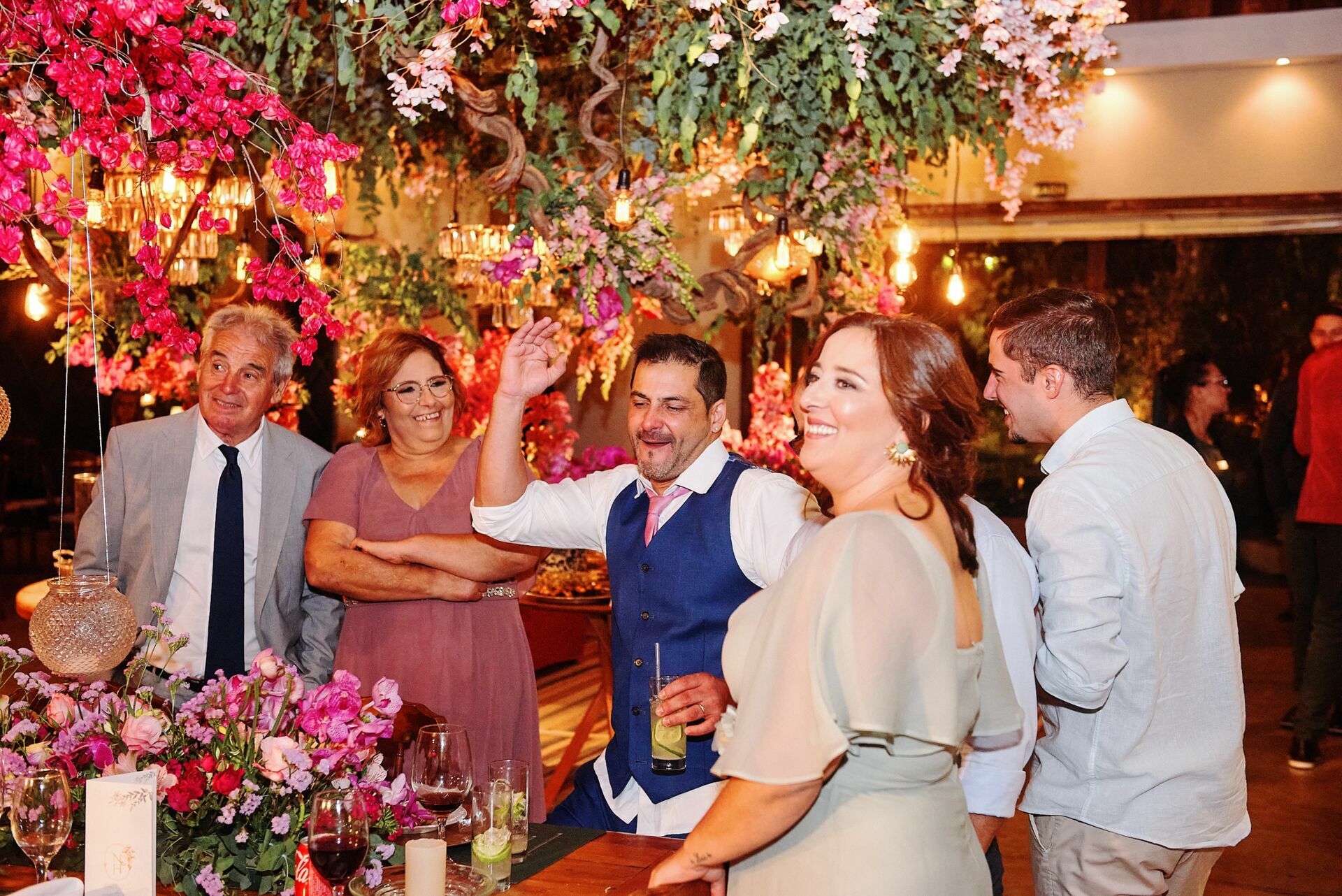 Foto Nagila e Hugo - Lindo casamento no campo - Imagem 197