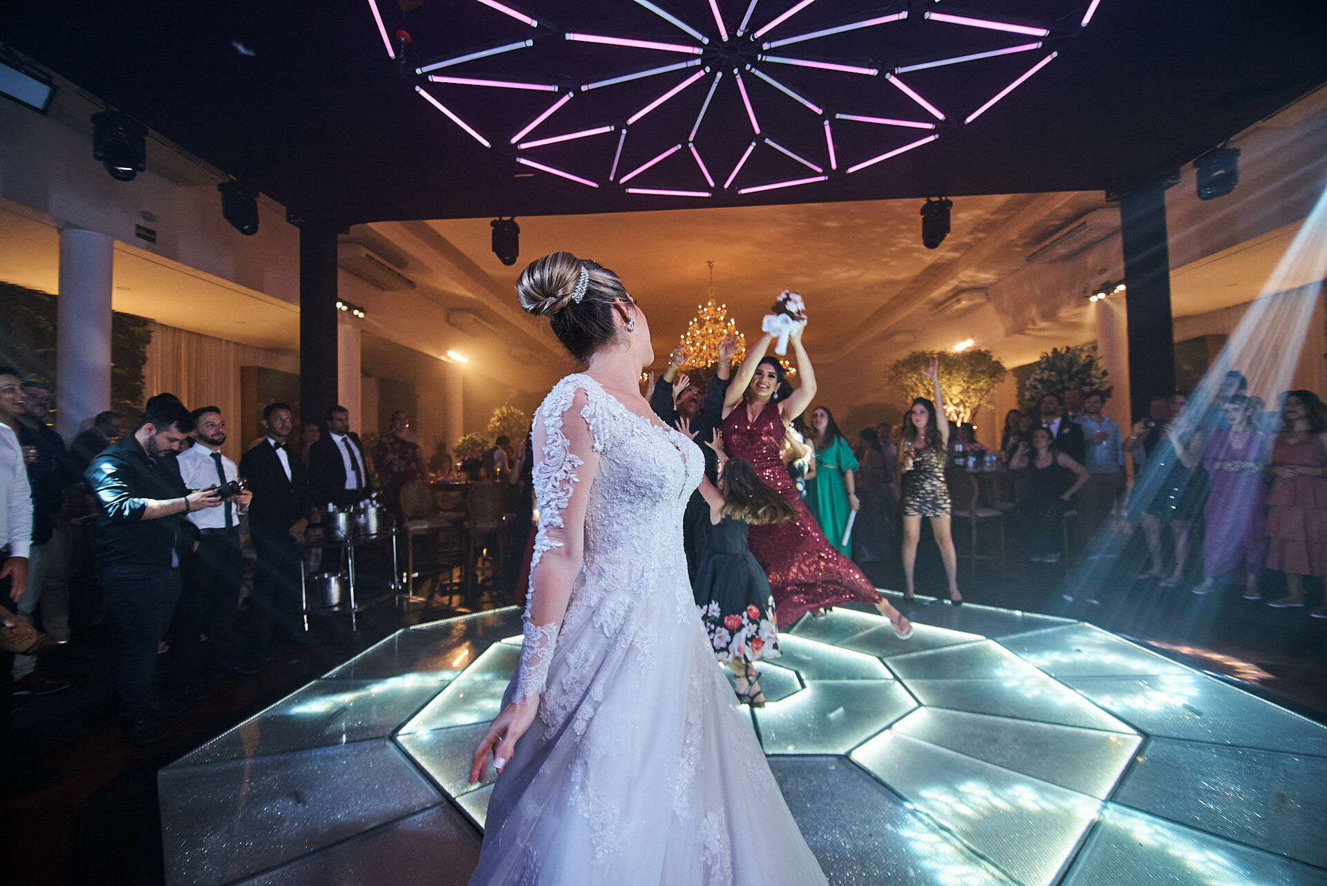 Foto Stefani e Herbi - Lindo casamento em Pirajuí - SP - Imagem 169