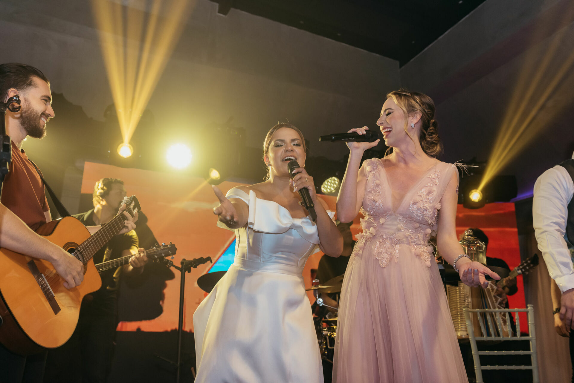 Foto Caroline & Alex - Casamento perfeito no La Terrasse - Bauru- SP - Imagem 62