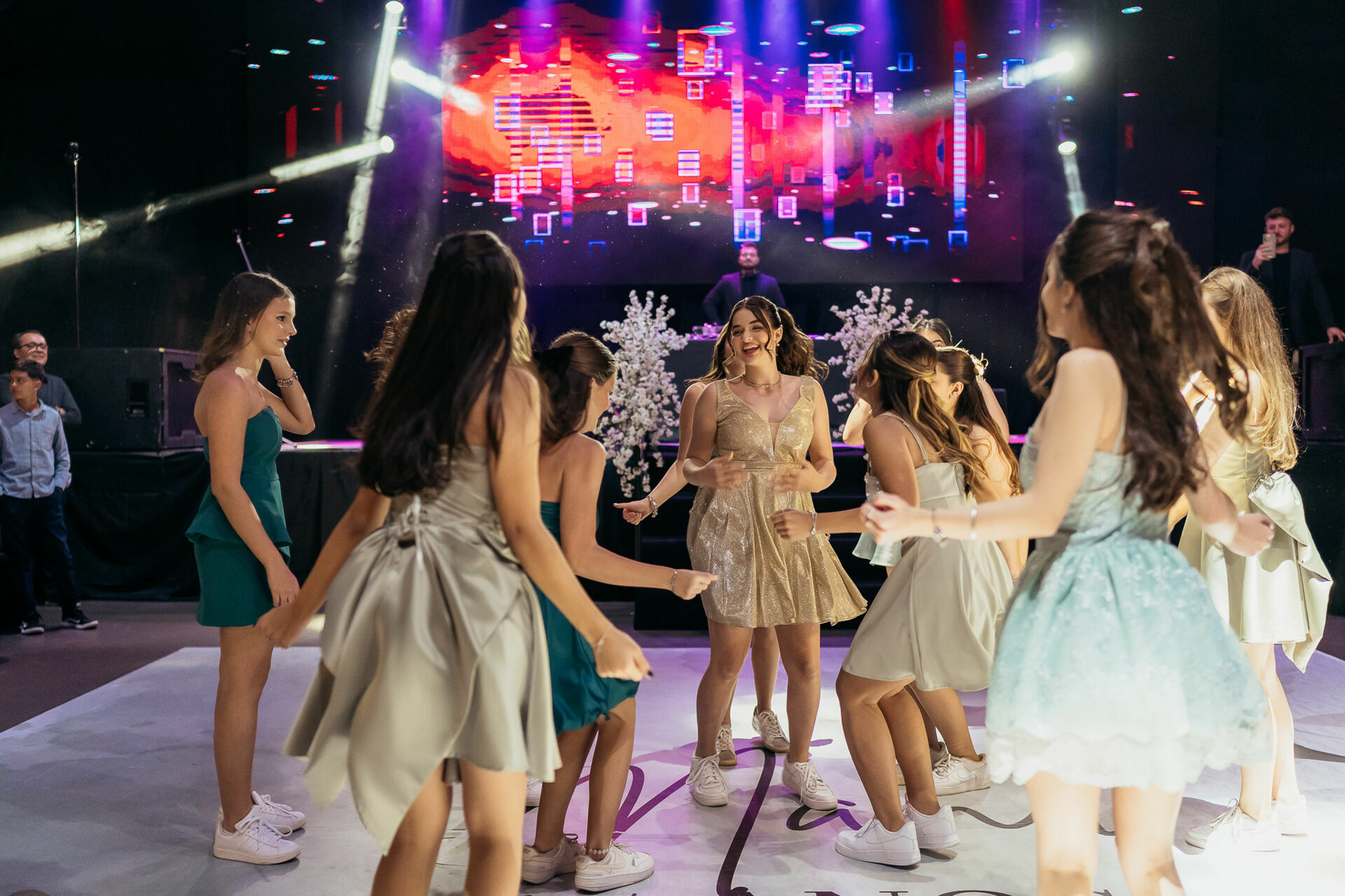 Foto Manu 15 Anos - Imagem 55